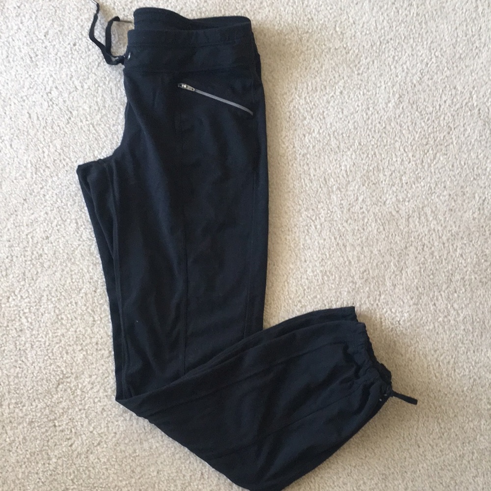 Athleta Metro Slouch size Large